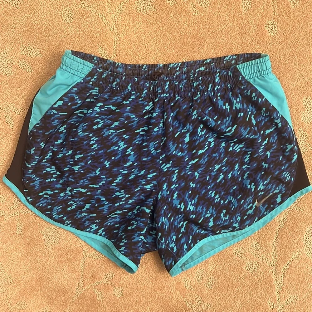 Nike Dri-Fit Blue Lined Running Shorts, XS
